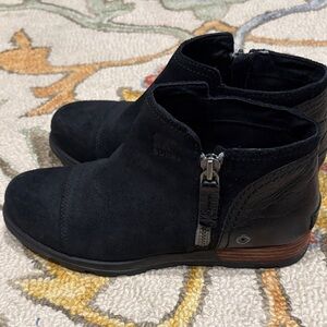 Sorel Black Ankle Booties